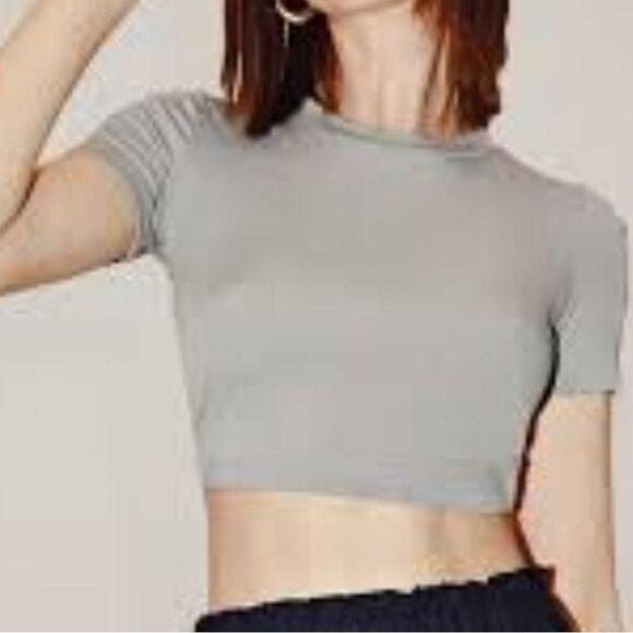 NWOT Naked wardrobe cropped gray short sleeve T-shirt size large - Picture 1 of 8